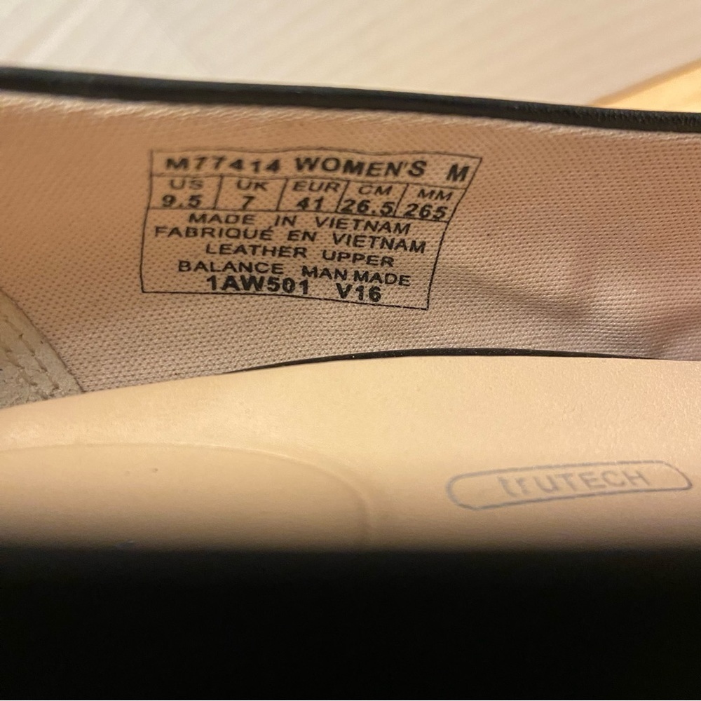 Rockport Women’s Black Leather High Heels with Trutech Size 9.5. - Picture 8 of 10
